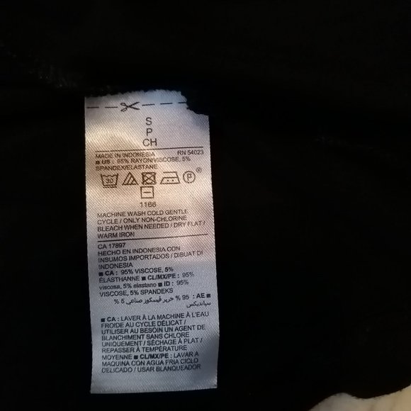 Old Navy flowy black midi dress - Picture 7 of 7